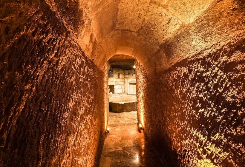 هتل Heaven Cave House   Razziya Evi