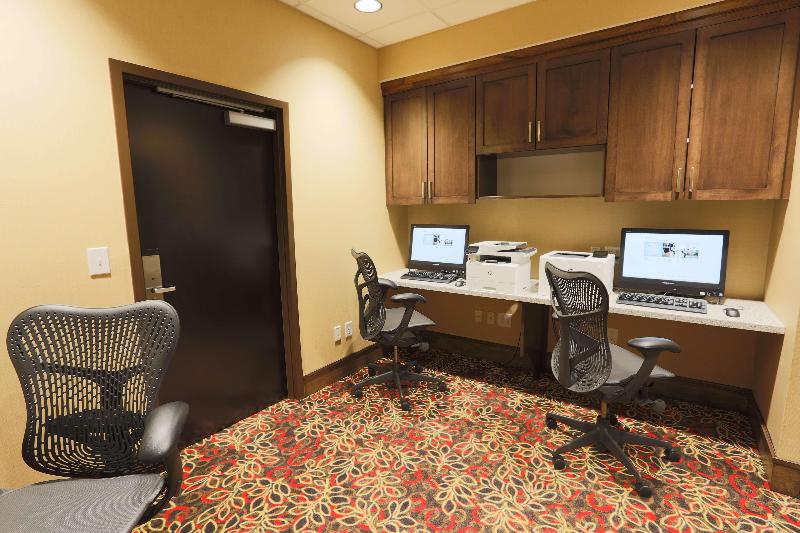 酒店 Hilton Garden Inn Indiana At Iup