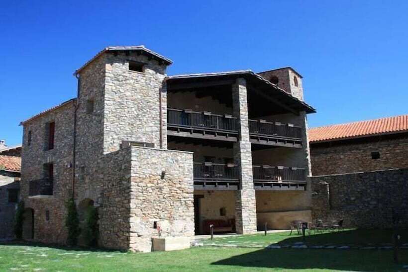 בית מלון כפרי Hosteria Toloriu 1848