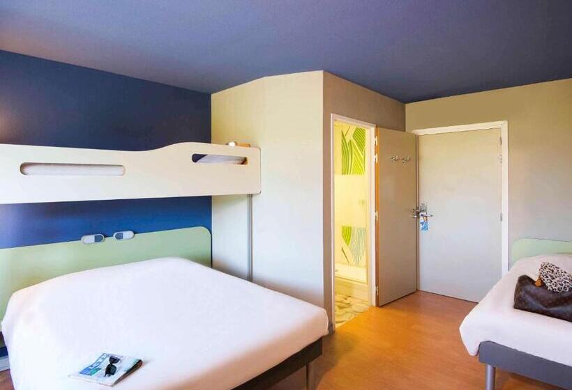 Отель Ibis Budget Porte De Camargue