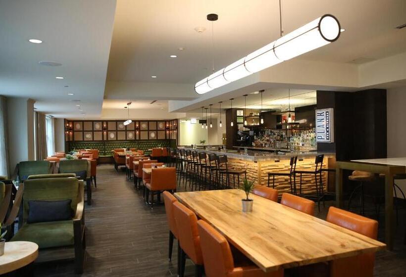 酒店 Indigo Naperville Riverwalk, An Ihg