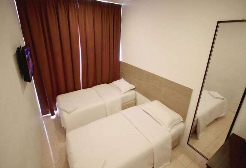 هتل Place2stay   Airport