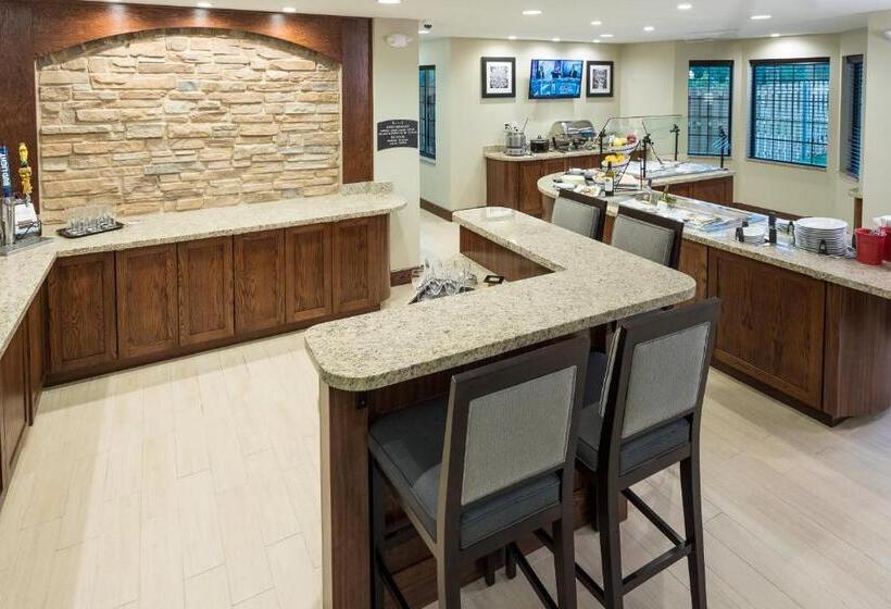 בית מלון כפרי Staybridge Suites Omaha West By Ihg