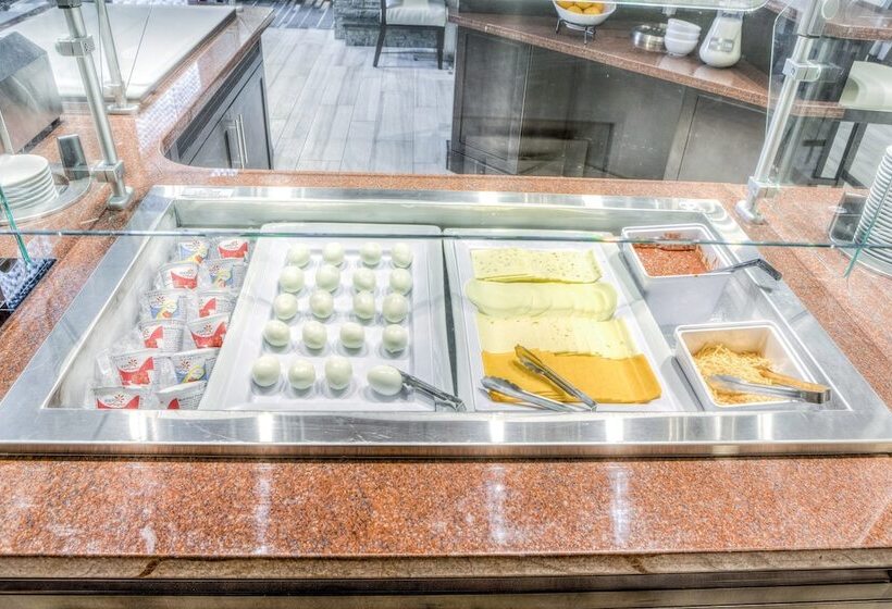 בית מלון כפרי Staybridge Suites   University Area Osu, An Ihg