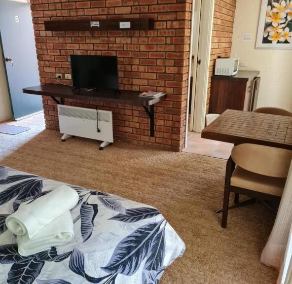 Toora Lodge Motel