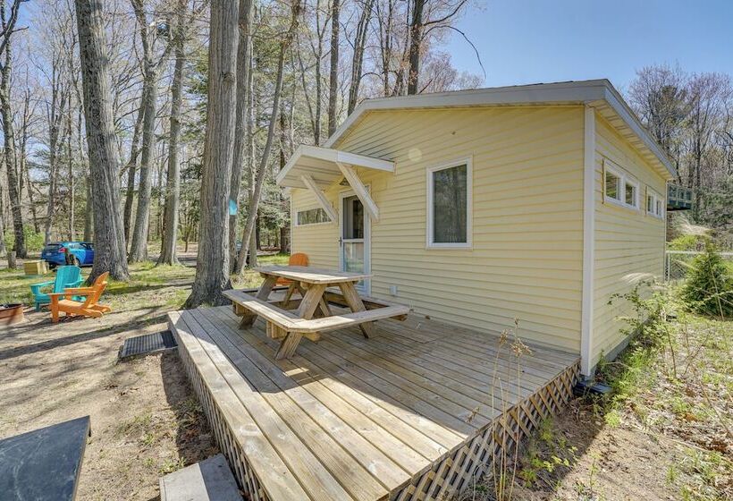 4 Season Gold Coast Cottage, 2 Mi To Winter Sports