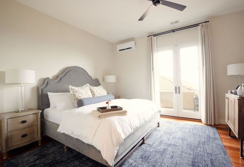 민박 Black Walnut Inn & Vineyard