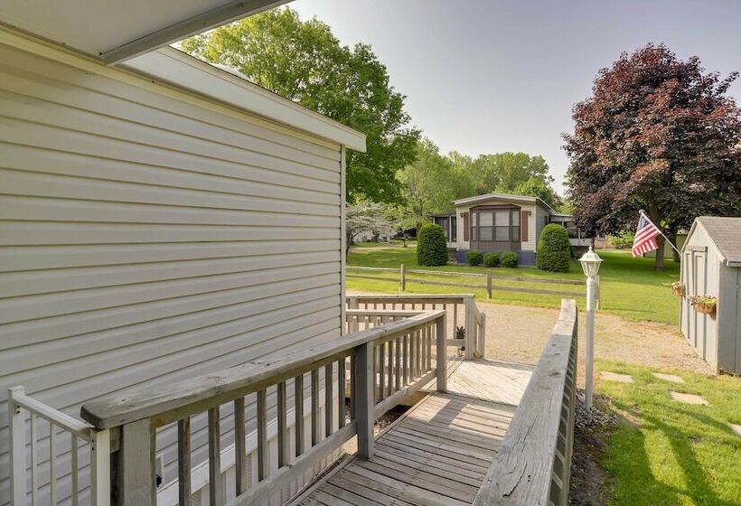Charming South Haven Home   Great Location!