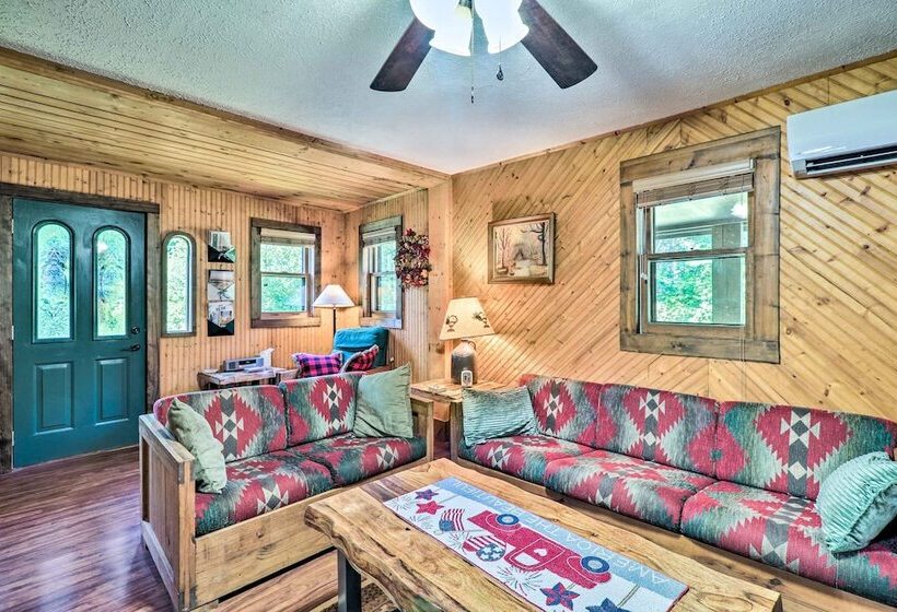 Rustic Cabin W/ Patio & Pond On Blue Ridge Parkway