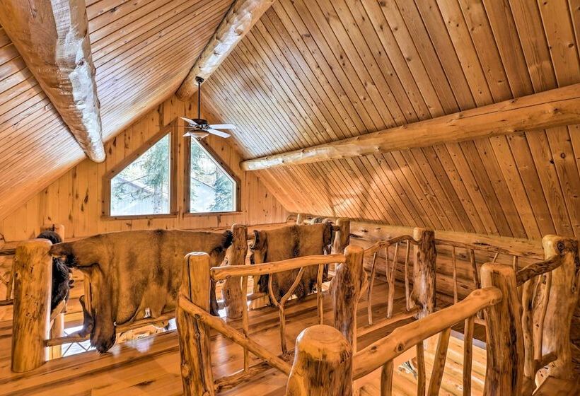 Cozy Glacier Park Log Cabin    Best In The West!