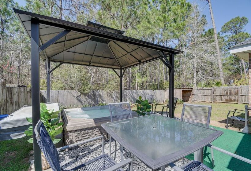 Orange Beach Home W/ Hot Tub < 2 Mi To The Wharf