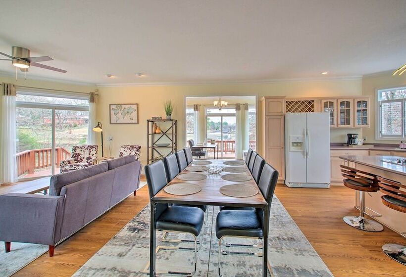 Lakefront Hot Springs Home W/ Deck & Boat Dock