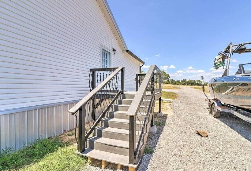 Lakeview Edgemont Escape W/ Fire Pit + Grill!