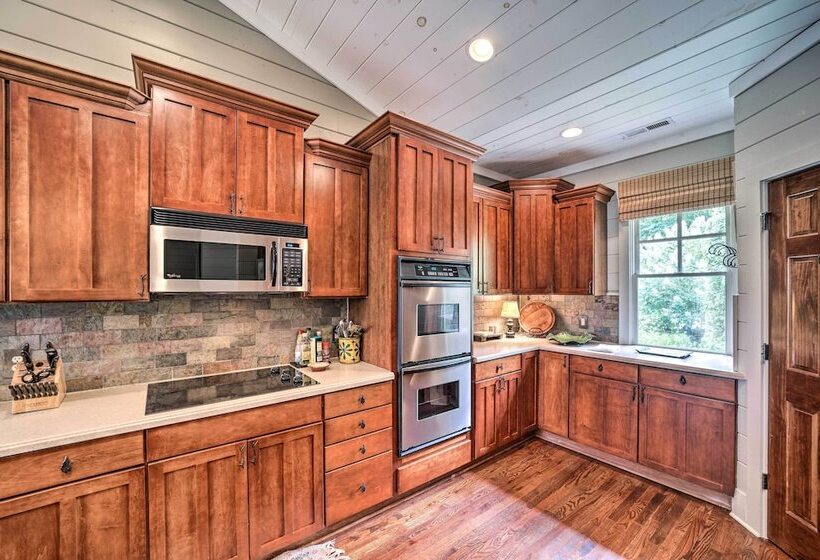 Cashiers Home W/ Outdoor Fireplace & Fire Pit!