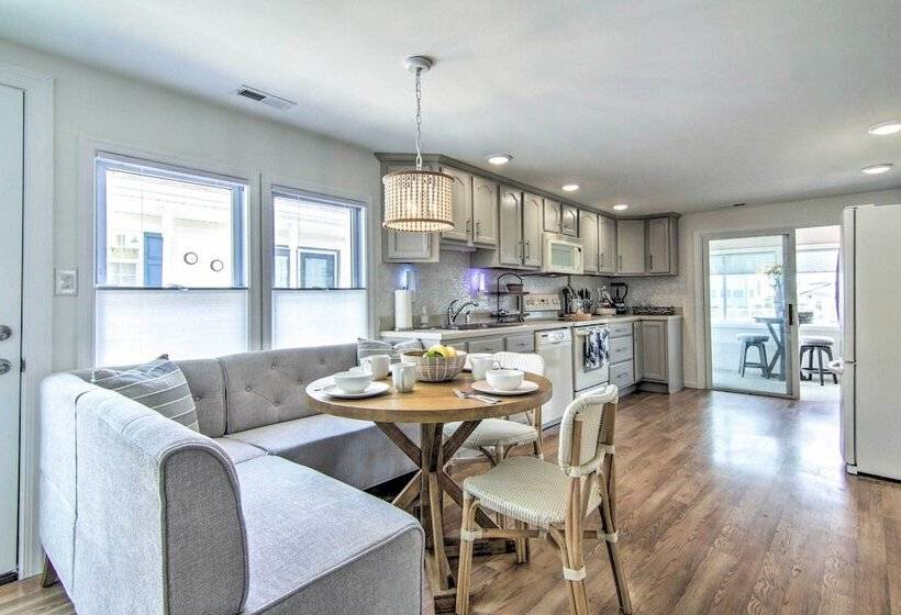 Lovely Fenwick Island Home W/ Fire Pit + Bay Views