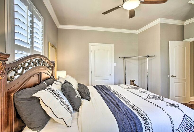 Luxe Home W/ Yard Near Lake Pontchartrain!