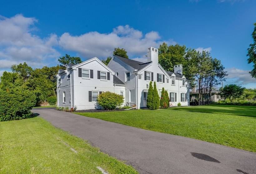 Luxurious Detroit Home   Walk To Golf & Park!