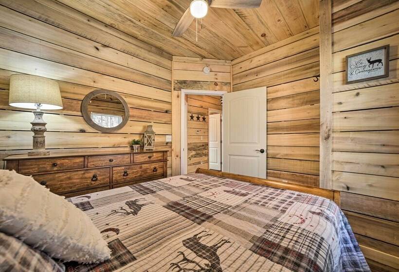 Modern Cabin W/ Fire Pit < 3 Mi To Trails!