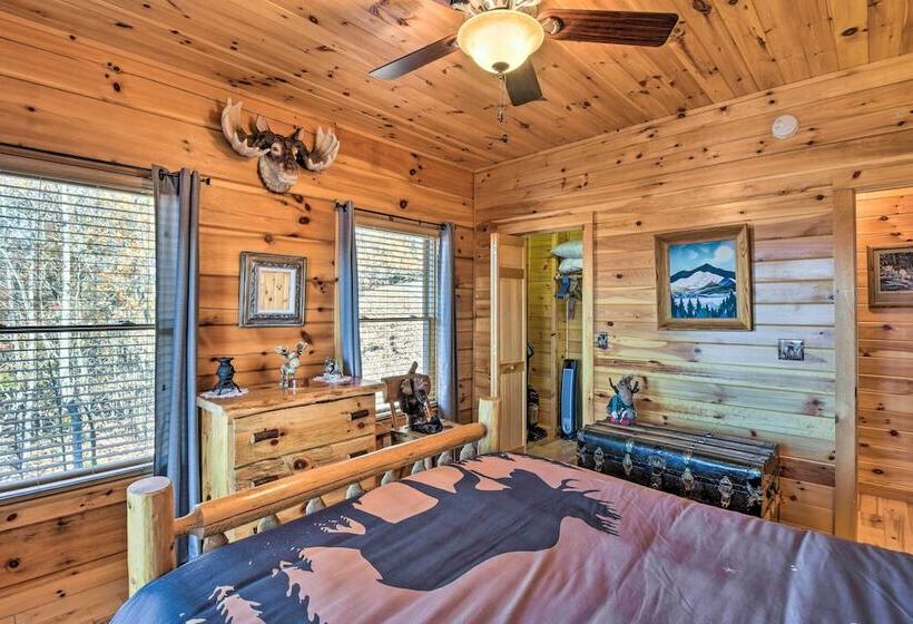 Outlaw Mountain Lodge: Fire Pit & Panoramic Views!