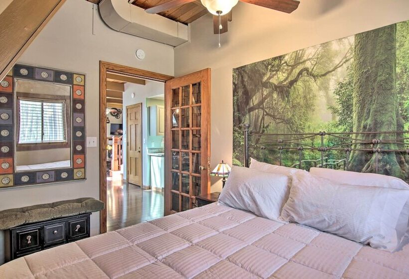 Peaceful Georgetown Home   13 Mi To Lewes Beach!