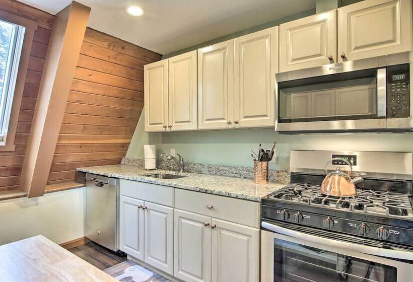 Peaceful Georgetown Home   13 Mi To Lewes Beach!