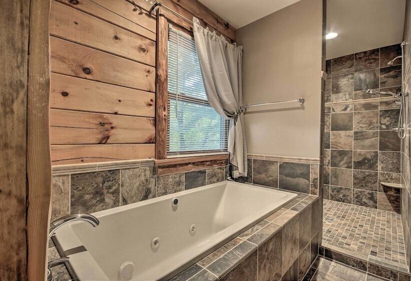 Pet Friendly Raystown Lakefront Cabin W/ Bbq Grill
