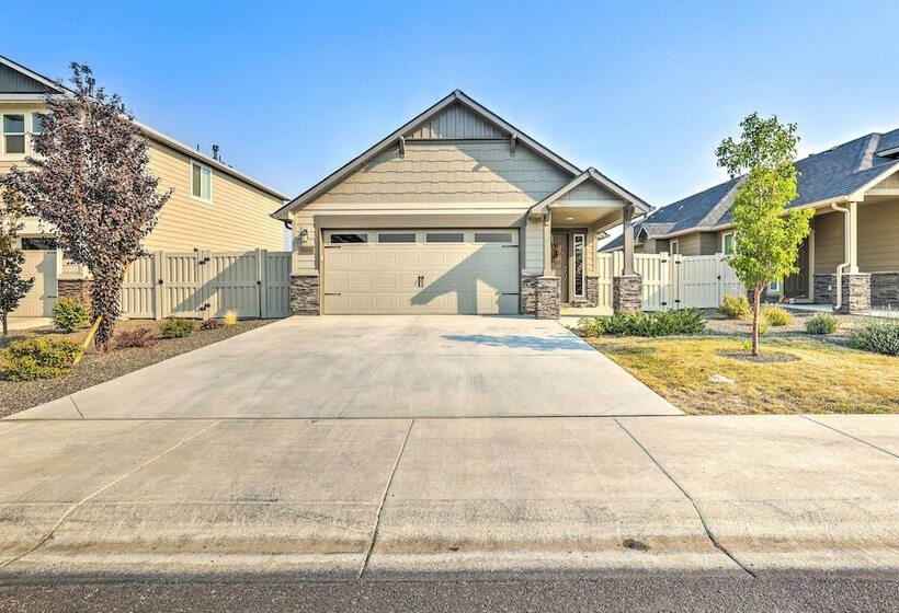 Prismatic Boise Retreat W/ Fenced Backyard!