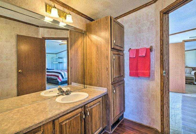 Relaxing Prairie Home, 29 Mi To Starkville!