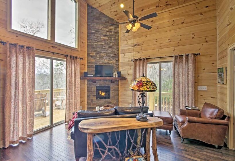 Scenic Cabin W/ Hot Tub   6 Mi To Polar Express!
