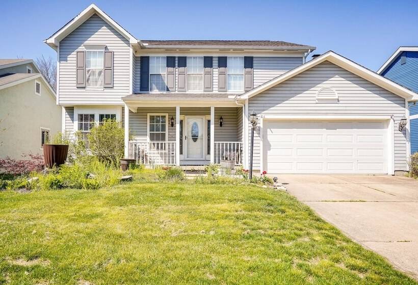 Spacious Home W/ Deck   9 Mi To Downtown Columbus