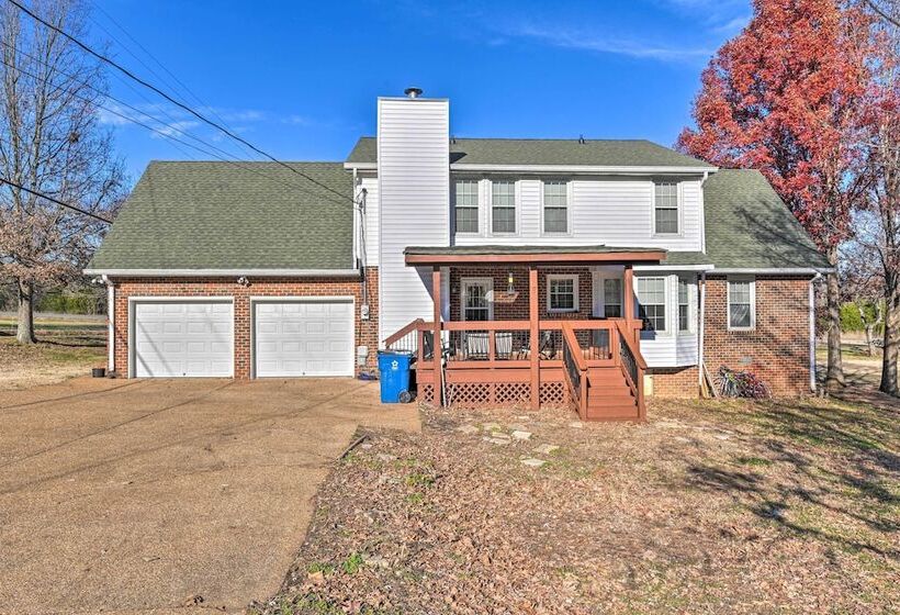 Spacious Mt Juliet Home W/ 1 Acre Yard!