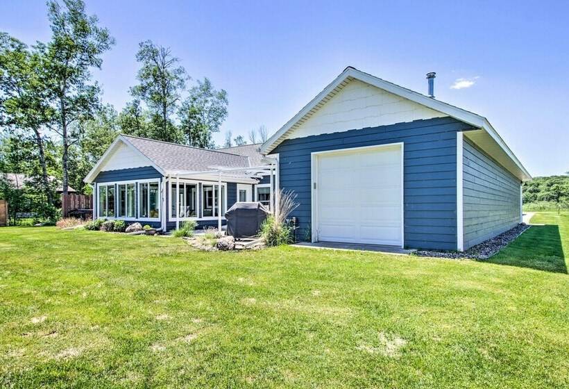 Sunny Lakefront Home W/ Fire Pit + Boat Dock!