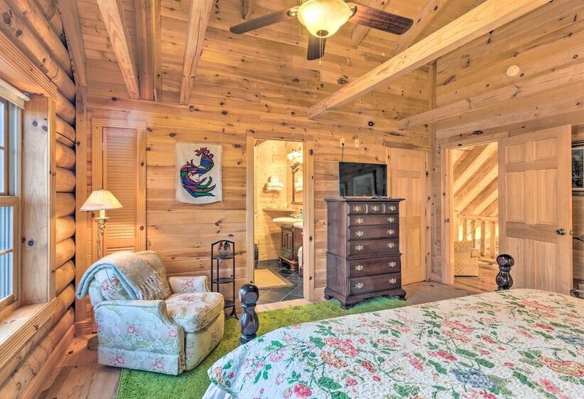 Superb Linville Mountain Cabin W/ Wraparound Decks