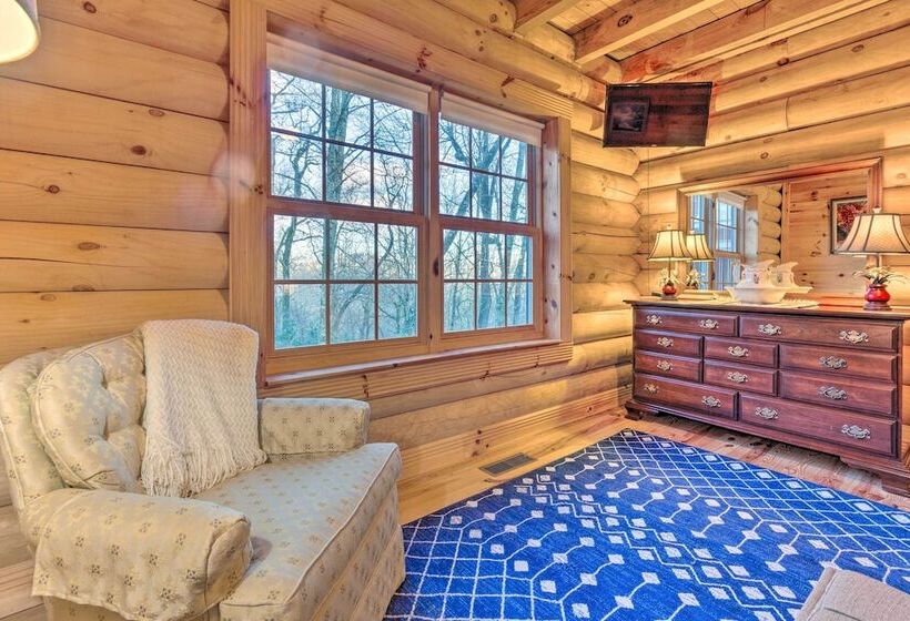 Superb Linville Mountain Cabin W/ Wraparound Decks