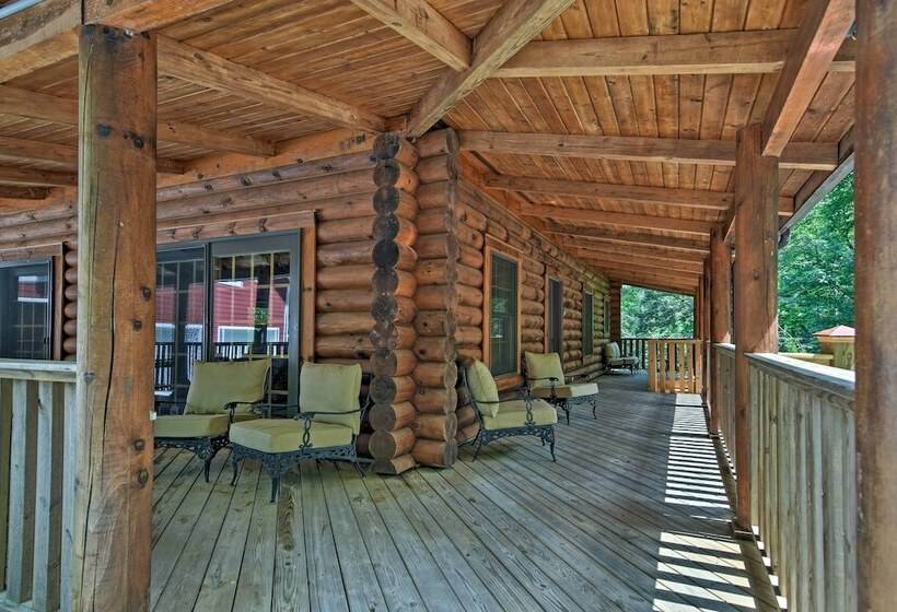 Superb Linville Mountain Cabin W/ Wraparound Decks