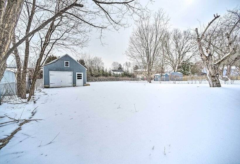 Updated Home In The Heart Of Saratoga Springs