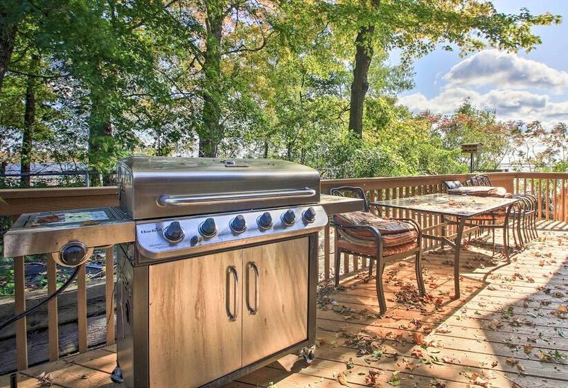 Waterfront Lake Mille Lacs Lodge W/ Deck + Grill!