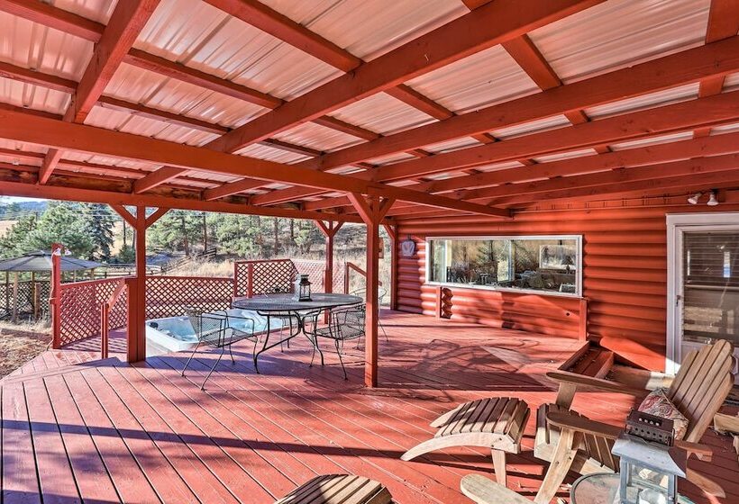 Wildmanor Ranch  Near Red Rocks W/ Hot Tub!