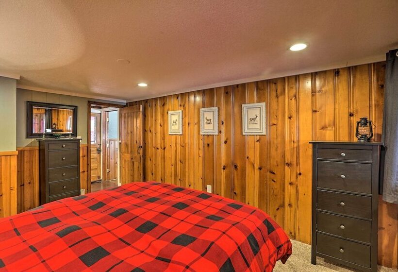 Wildmanor Ranch  Near Red Rocks W/ Hot Tub!