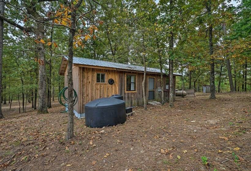Wright City Cabin W/ Fire Pit + Forest Views!
