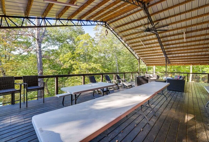 Beaver Lake Home On 3 Acres W/ Lake Access!