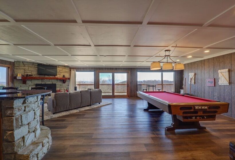 Beech Mountain Home W/ Game Room & Mountain Views!