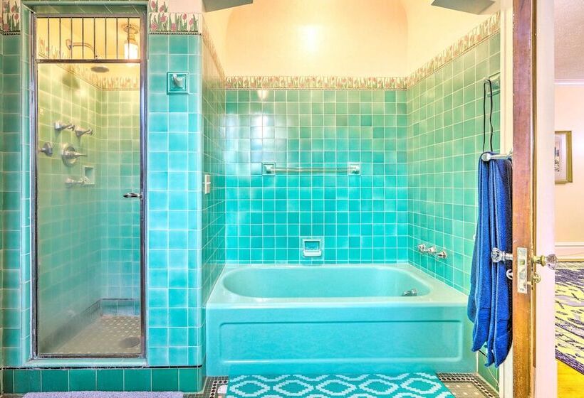 Charming Historic Home ~ 1 Mi To Dtwn Olean!