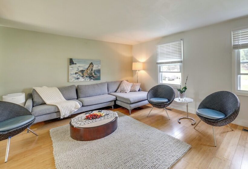 Charming Vacation Rental: 15 Mi To Pittsburgh