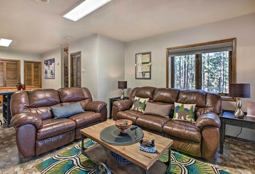 Cozy Angel Fire Escape W/ Golf Course Views!