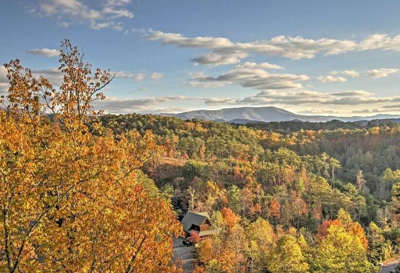 Cubbies Cabin  W/ Hot Tub ~ 7 Mi To Dollywood!