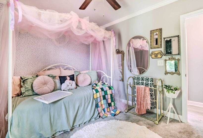 Eclectic Atlanta Abode < 3 Mi To Downtown!