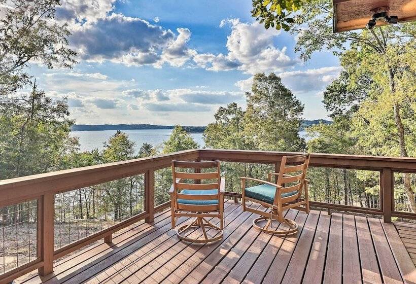 Foxtail  Cabin Retreat: Steps To Beaver Lake!