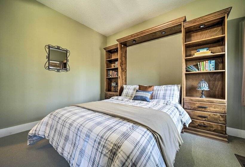 Glenville Serenity Lodge  Cabin: Lake Views!