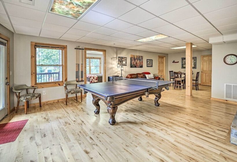 River Access & Game Room: Piney Creek Cabin!